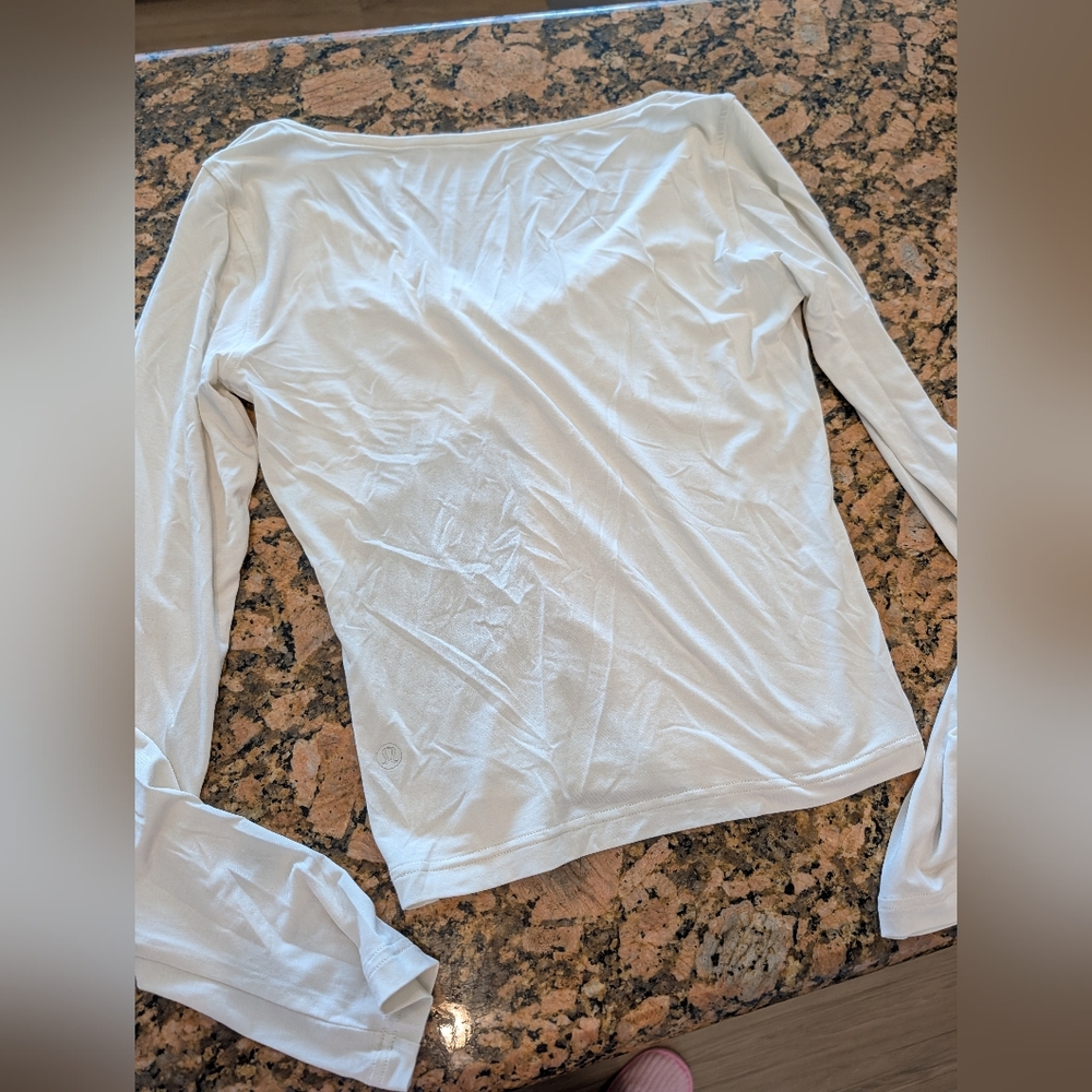 Lululemon Top - Picture 2 of 3